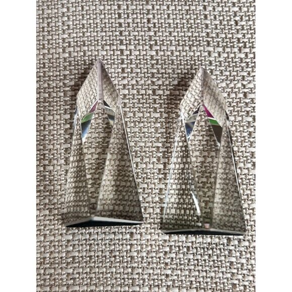 Colorful Crystal Prism Small Obelisks Set Of 2 Rainbow Reflective READ HAS CHIPS - Picture 12 of 14